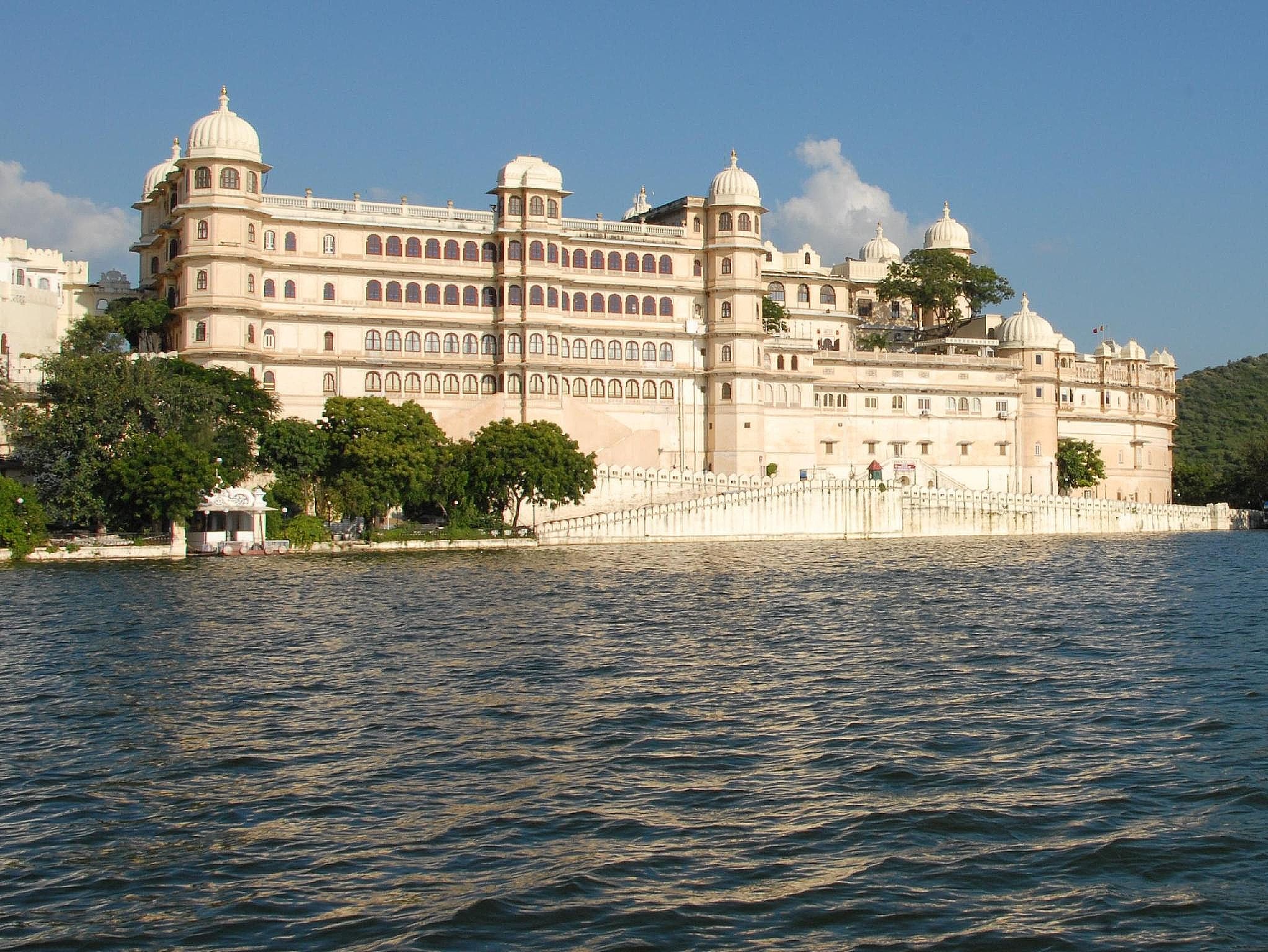 Taj Fateh Prakash Palace